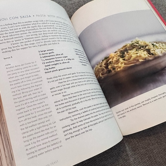 Book, cook book: “Feast, food that celebrates life” by Nigella Lawson - Picture 3 of 6